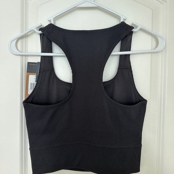 The North Face Women’s Black Rib-Knit Tank - Medium NWT - Picture 5 of 7